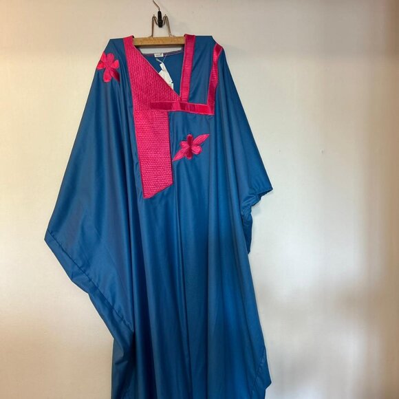 Caftan bleu broderies florales roses - Robe maxi bohème - Picture 3 of 3